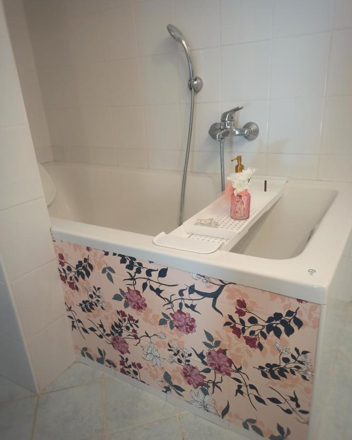 Suite 20 Airole 外观 照片