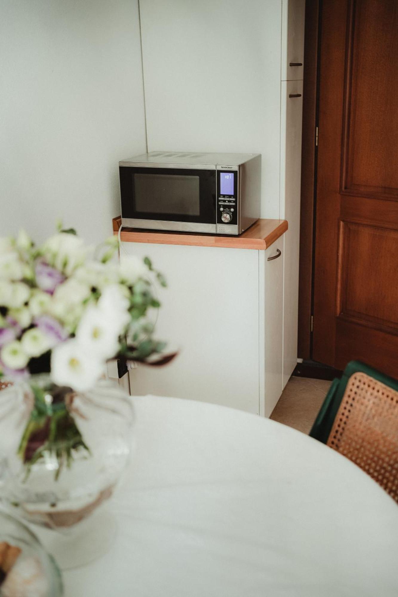 Suite 20 Airole 外观 照片